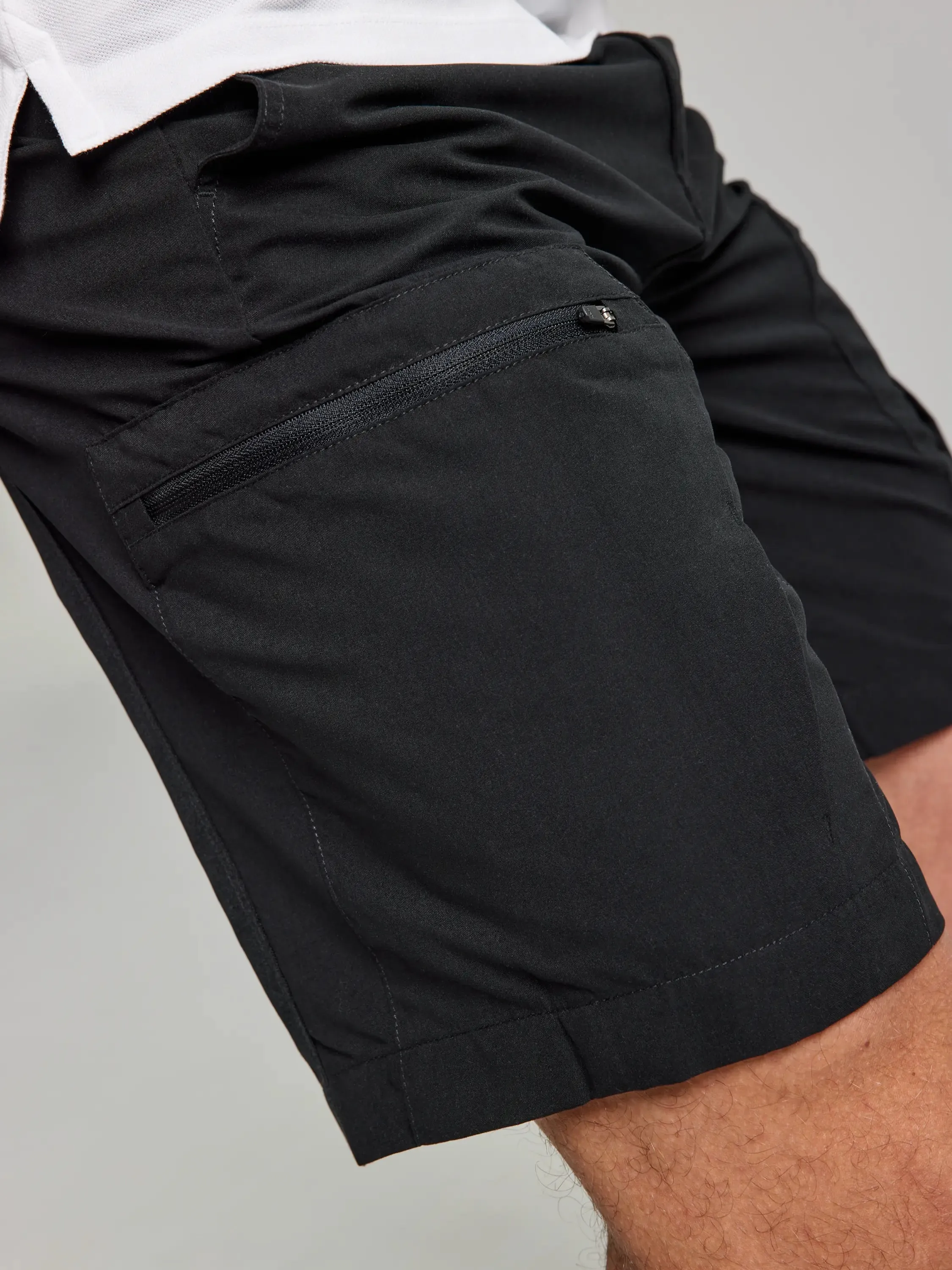 ACTIVE CARGO SHORT