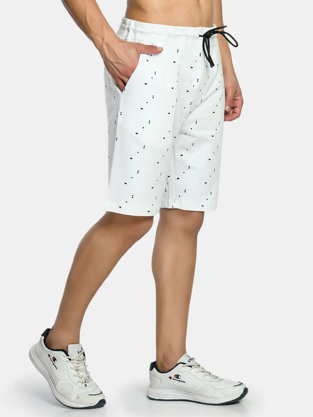 Men's White Regular Fit Printed Knit Shorts