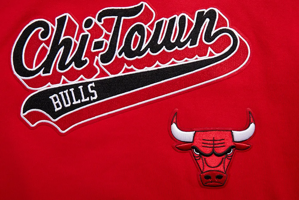 NBA CHICAGO BULLS SCRIPT TAIL MEN'S RIB FLEECE PULLOVER HOODIE (RED/BLACK)